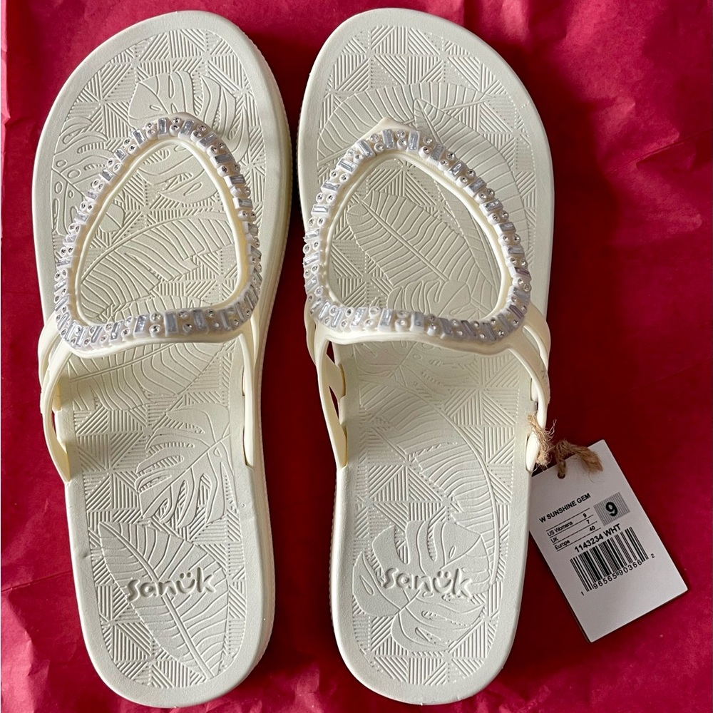 Sanuk Women's Sunshine White Sandals with Bejeweled Straps NWT